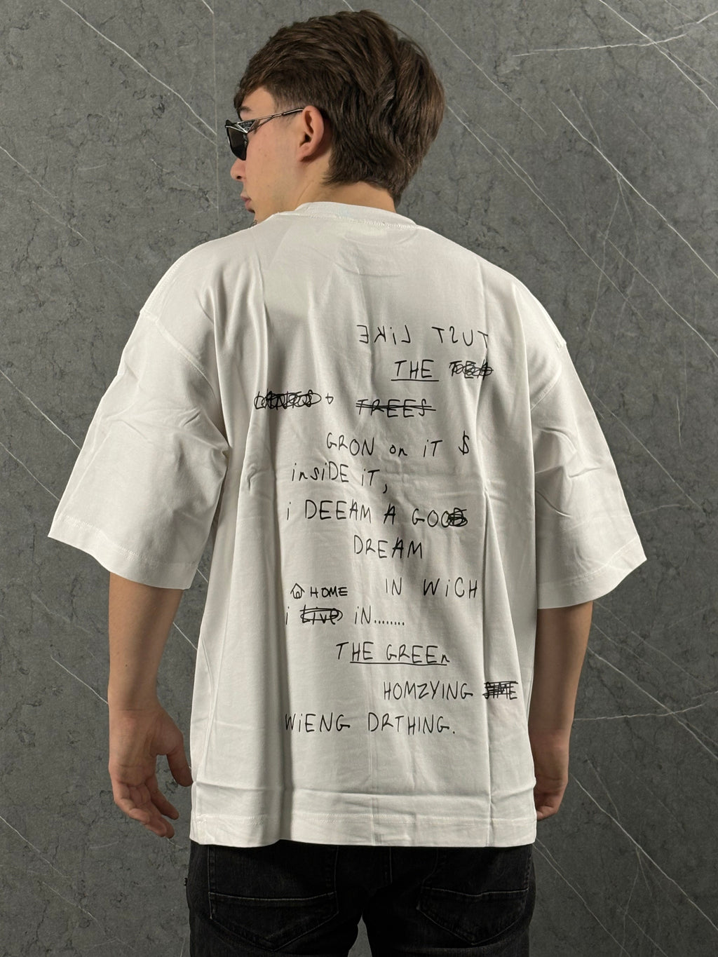 T-SHIRT BACK SCRIPT