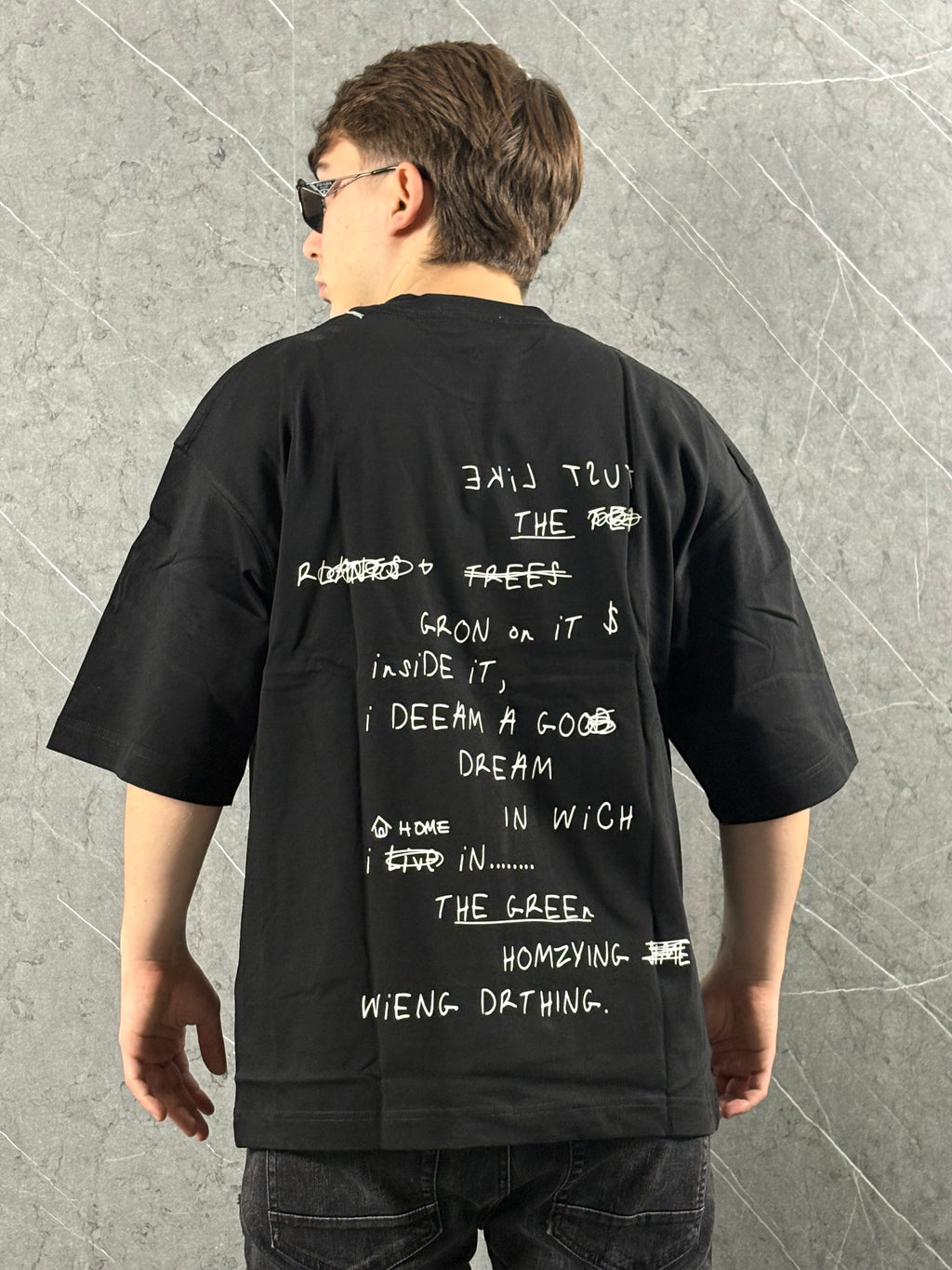 T-SHIRT BACK SCRIPT